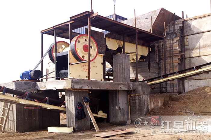 粘土砂生產線現(xiàn)場實拍 粘土砂生產線現(xiàn)場實拍