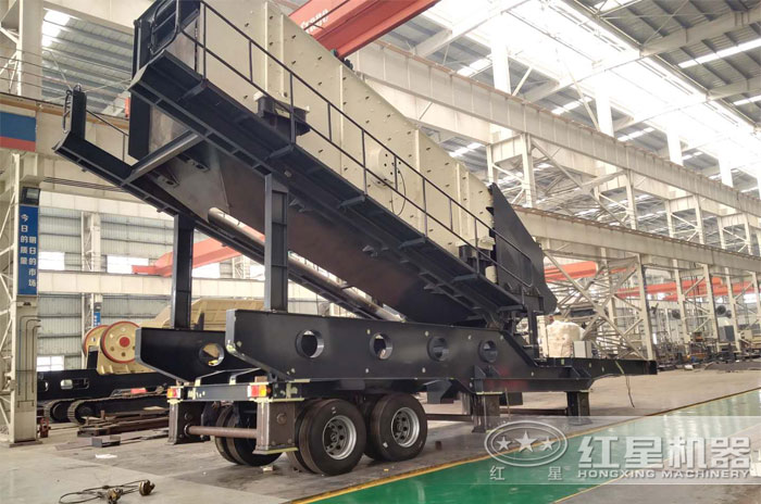 可移動振動篩沙機，半掛車車頭牽引隨時隨地流動作業(yè)